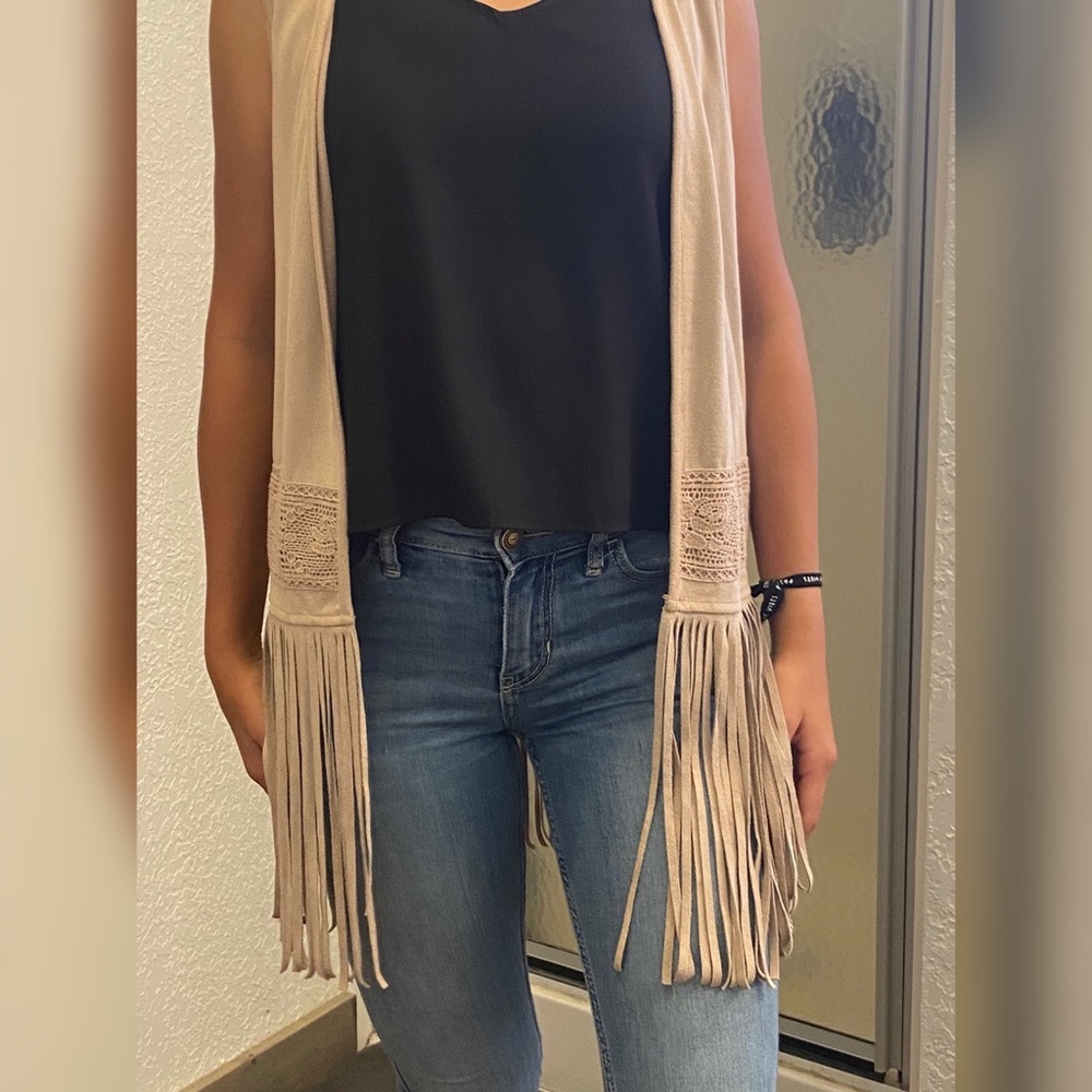Thin vest